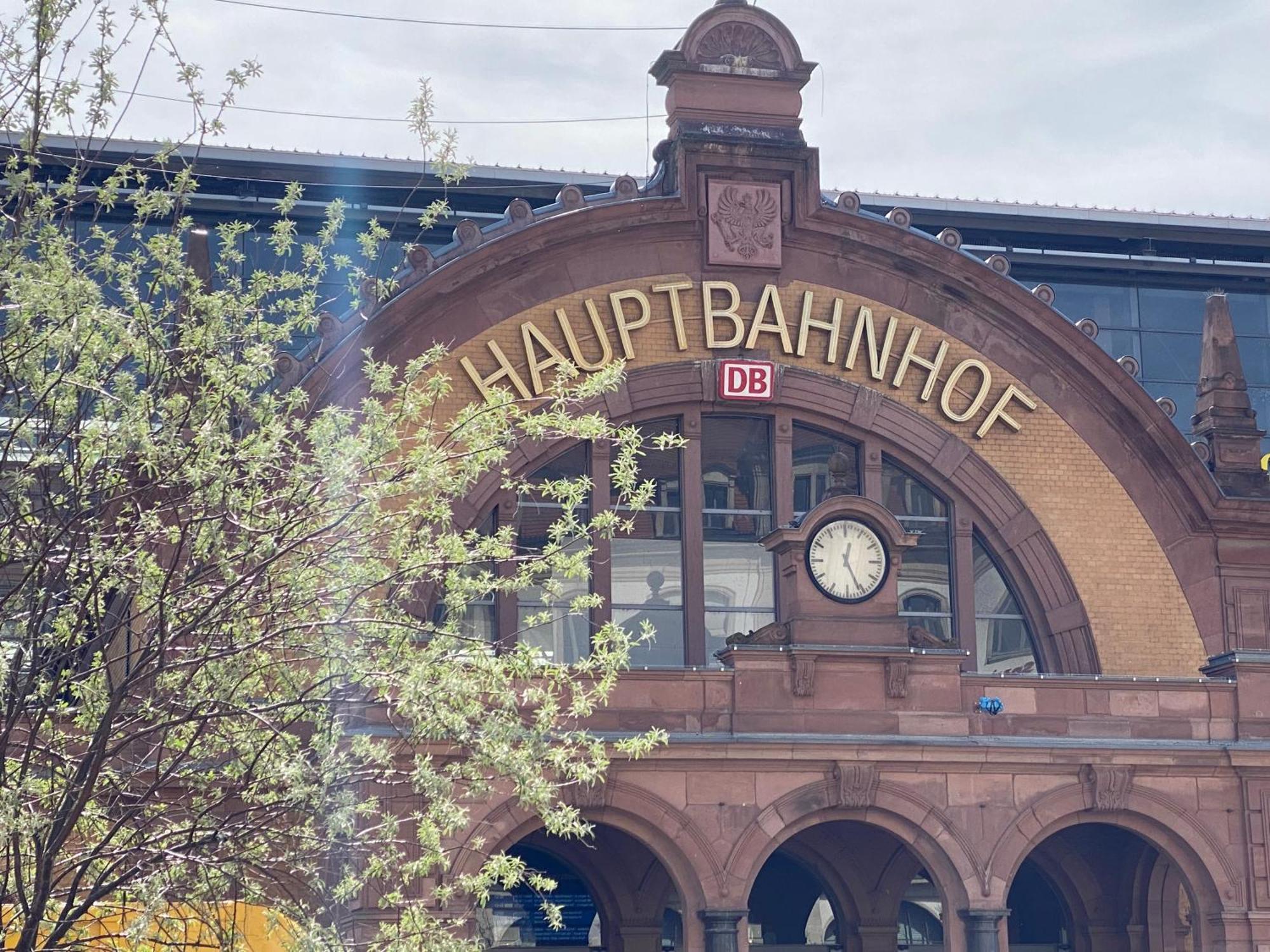 Eiwelhome - Stilvoll, Urban-Ruhig Schlafen, Bahnhofsnah, Balkon Erfurt Exteriör bild