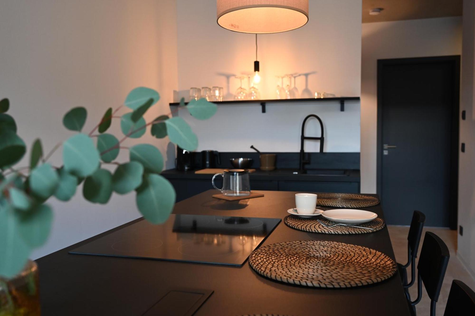 Eiwelhome - Stilvoll, Urban-Ruhig Schlafen, Bahnhofsnah, Balkon Erfurt Exteriör bild